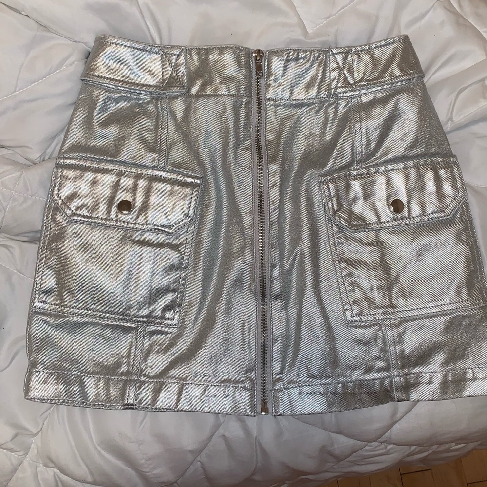 Metallic grey skirt